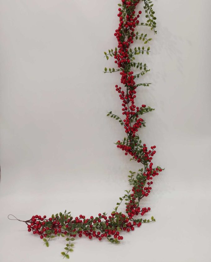 Garland Berries & Leaves 180 cm