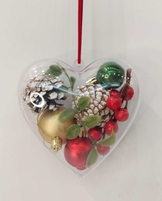 Heart Festive Arrangement Diameter 12 cm